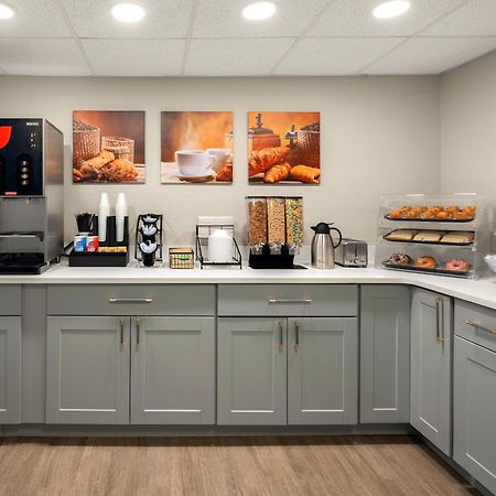 Magnuson Hotel Detroit Airport Romulus Εξωτερικό φωτογραφία