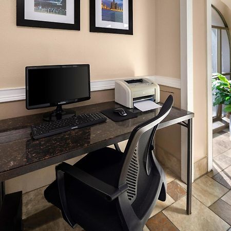 Magnuson Hotel Detroit Airport Romulus Εξωτερικό φωτογραφία