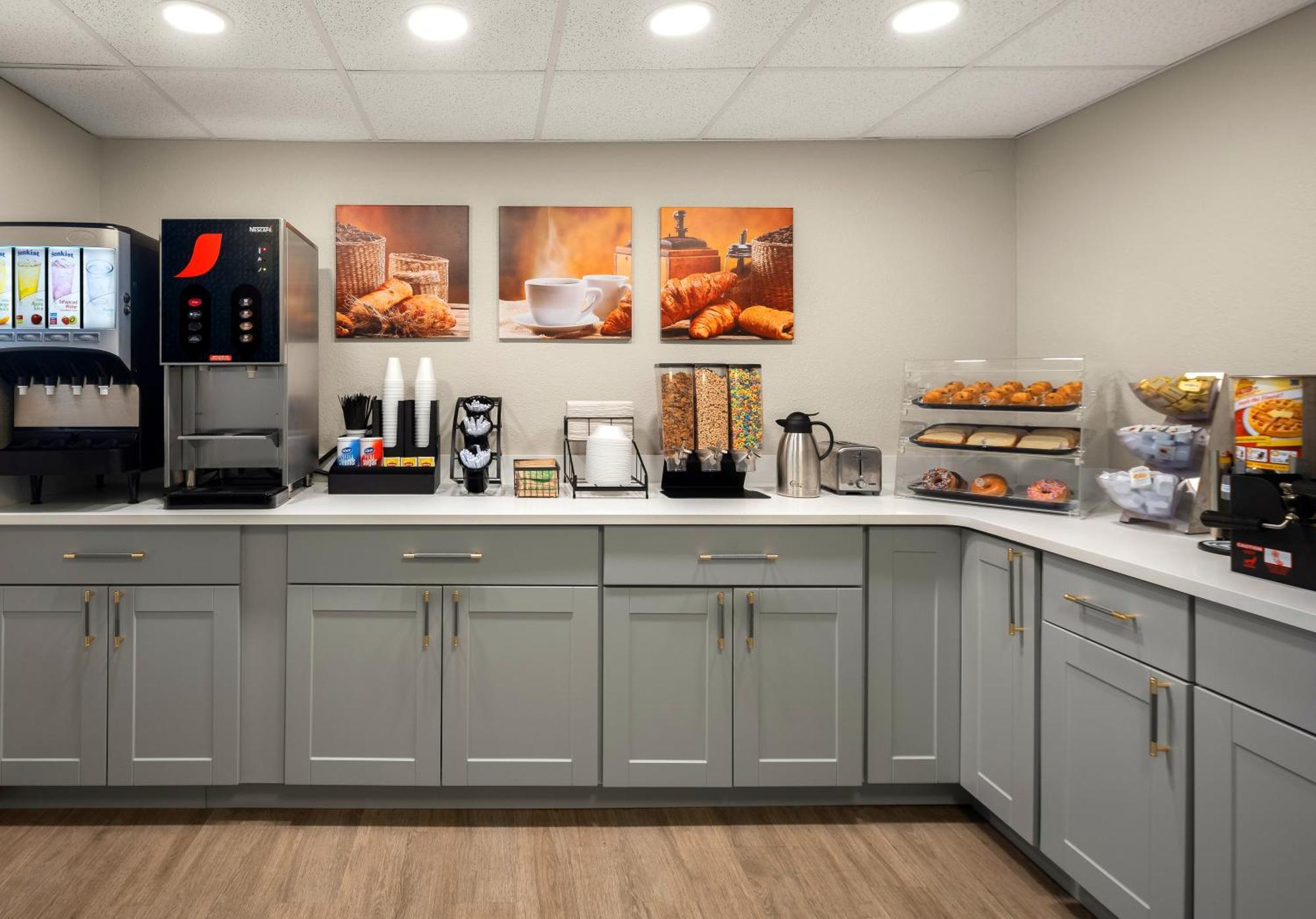 Magnuson Hotel Detroit Airport Romulus Εξωτερικό φωτογραφία
